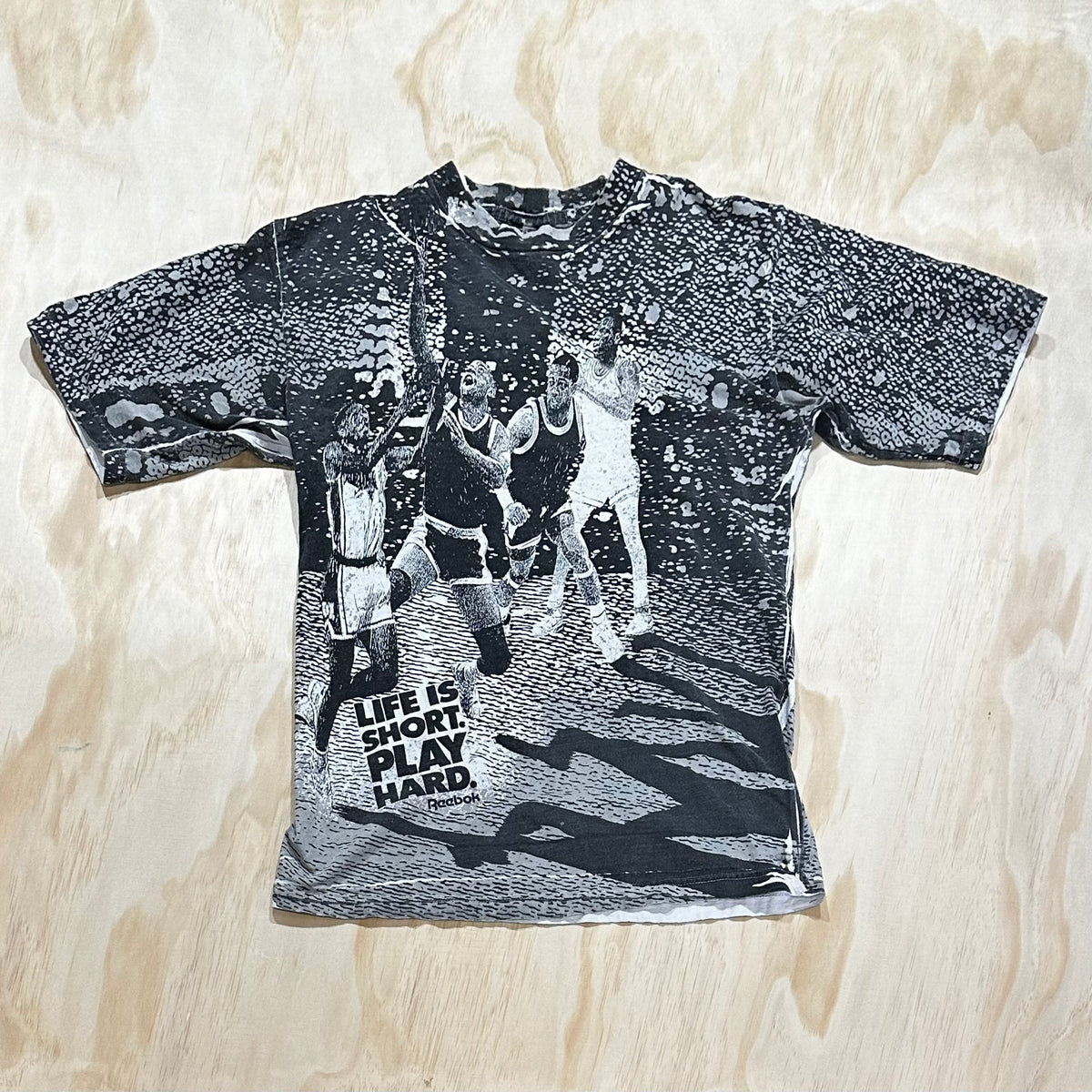 Vintage 90s Rare REEBOK BlackTop Shirt Basketball Hooping Allover Print