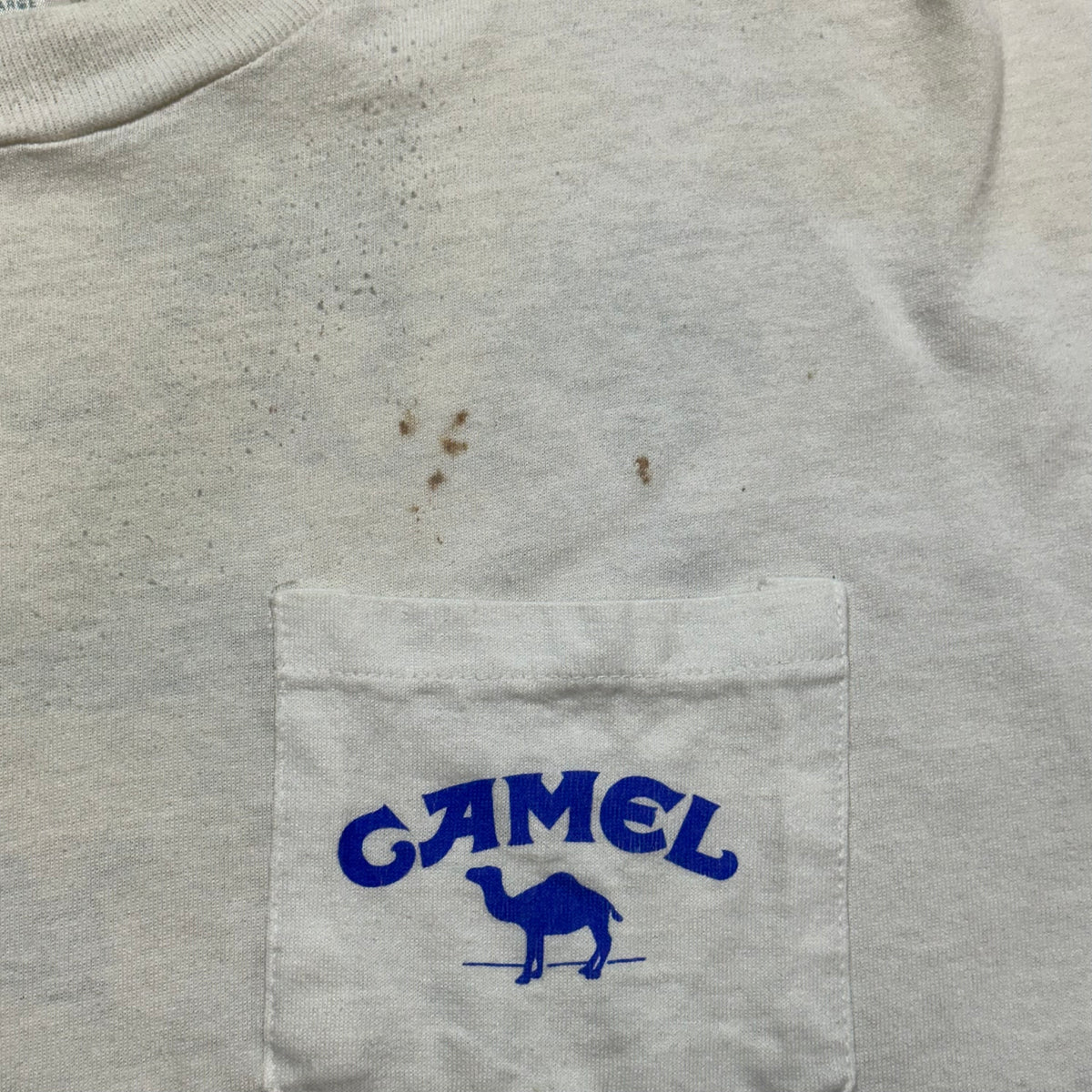 Vintage 90s Camel Tobacco Tee • A pack of camels • Pocket • Single Stitch