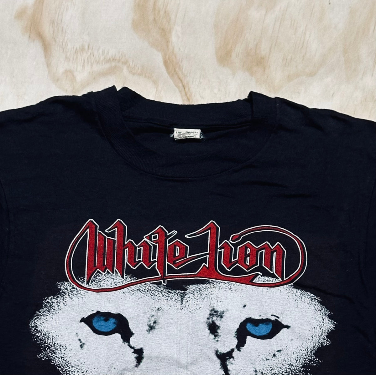 1988 Vintage White Lion Concert Tour shirt