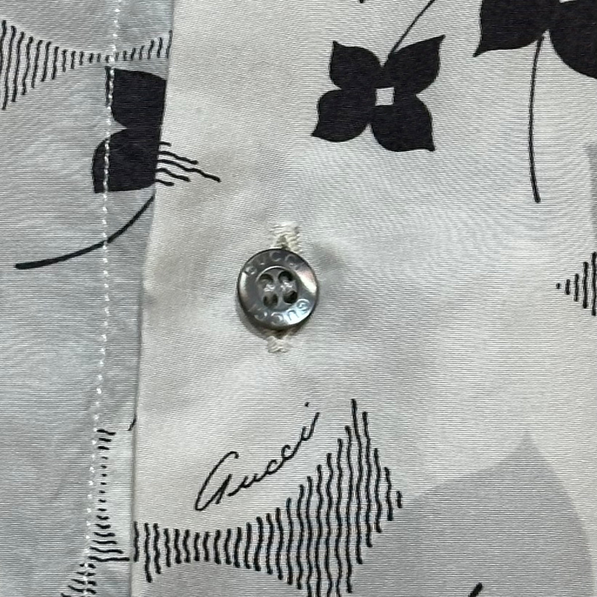 Vintage Gucci Shirt • Button Up Grey Floral