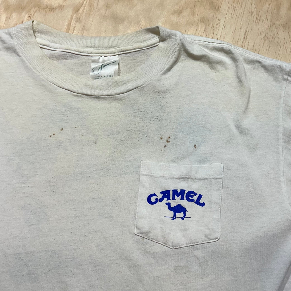 Vintage 90s Camel Tobacco Tee • A pack of camels • Pocket • Single Stitch