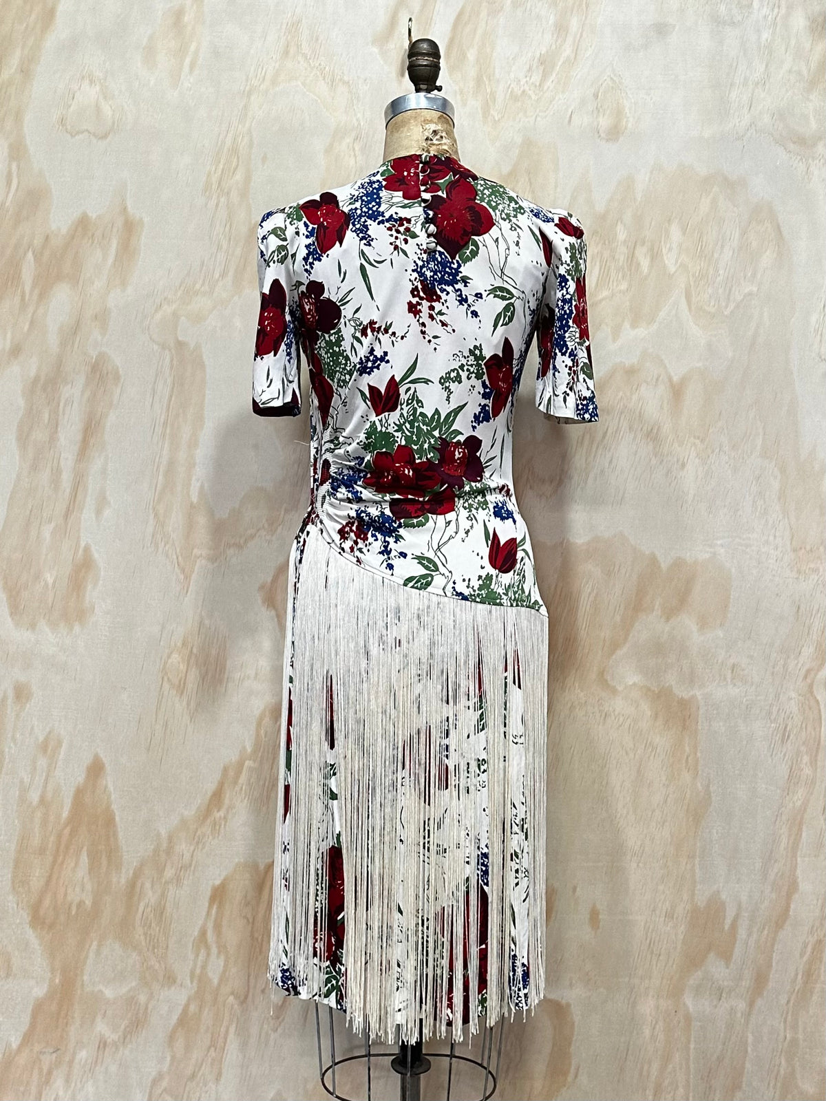Vintage 70's Floral dress Puff sleeves Fringe dress with tassels