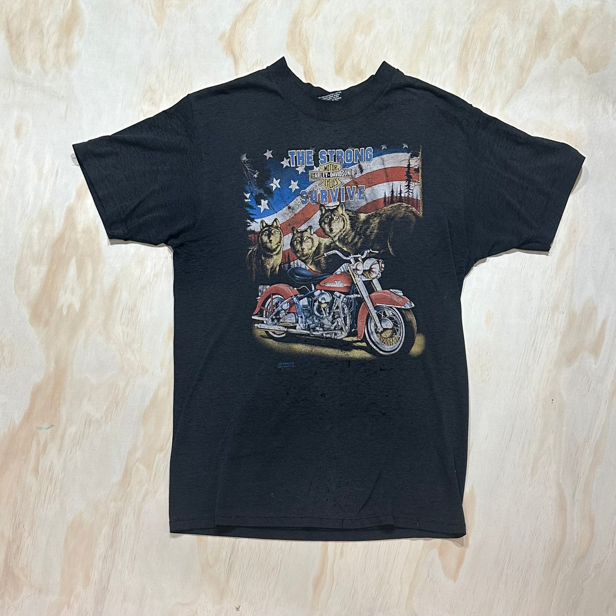 80's Vintage 3D Emblem Harley Davidson 'The Strong Survive' shirt