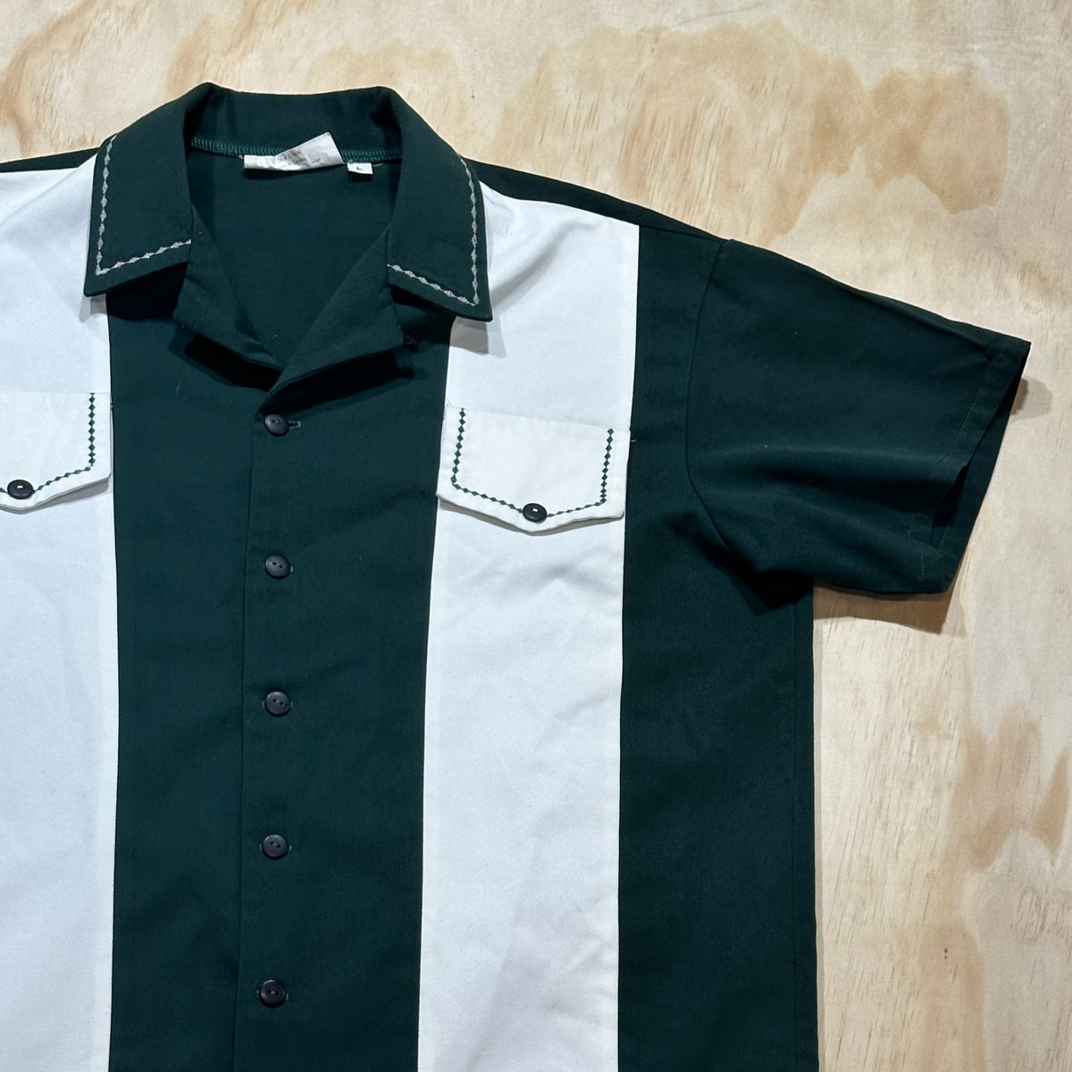 Vintage 50s Rockabilly Bowling Shirt • Retro Green and White • Double pocket • Chain Stitch