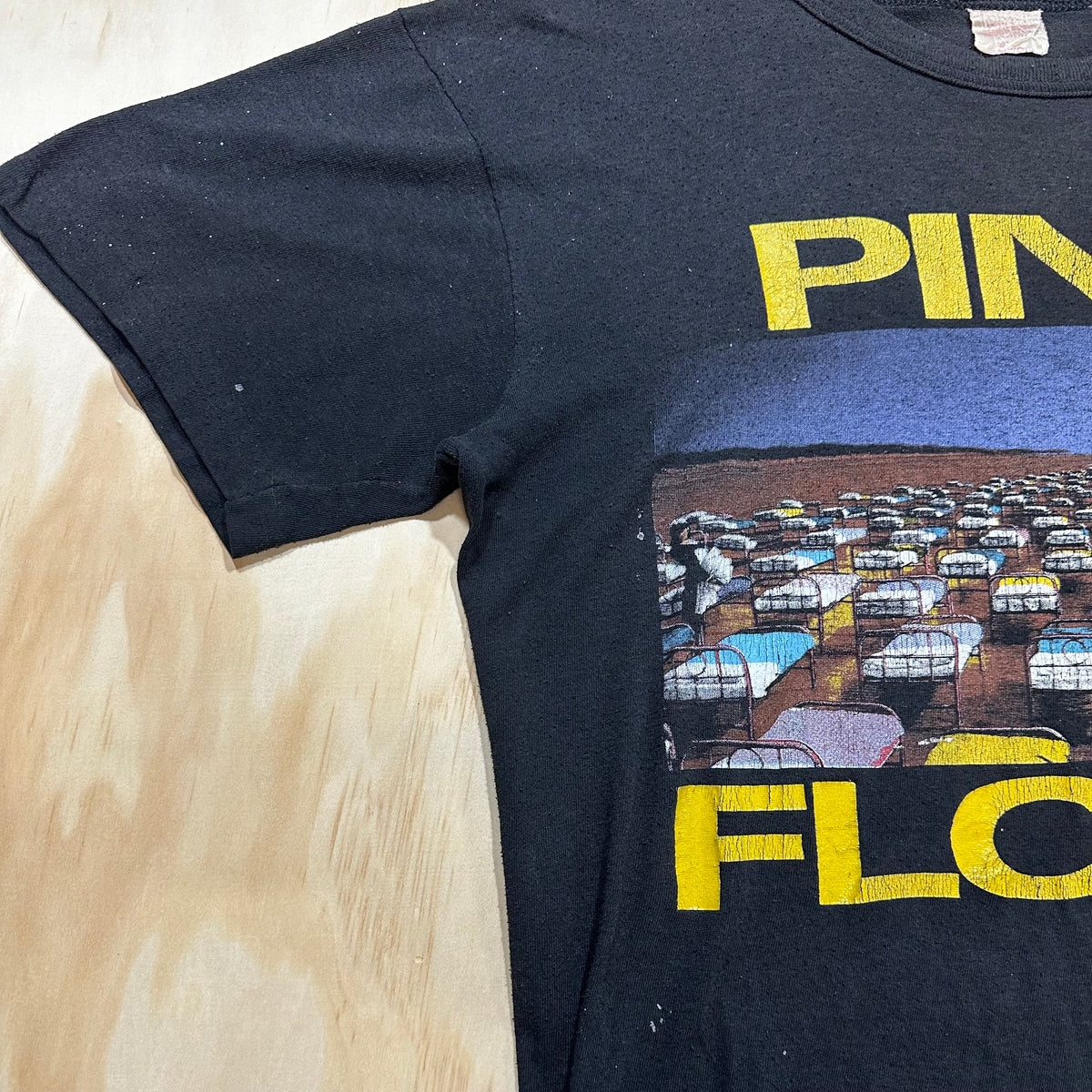 Vintage 1980s Pink Floyd World Tour '87 'A Momentary Lapse Of Reason' T-Shirt