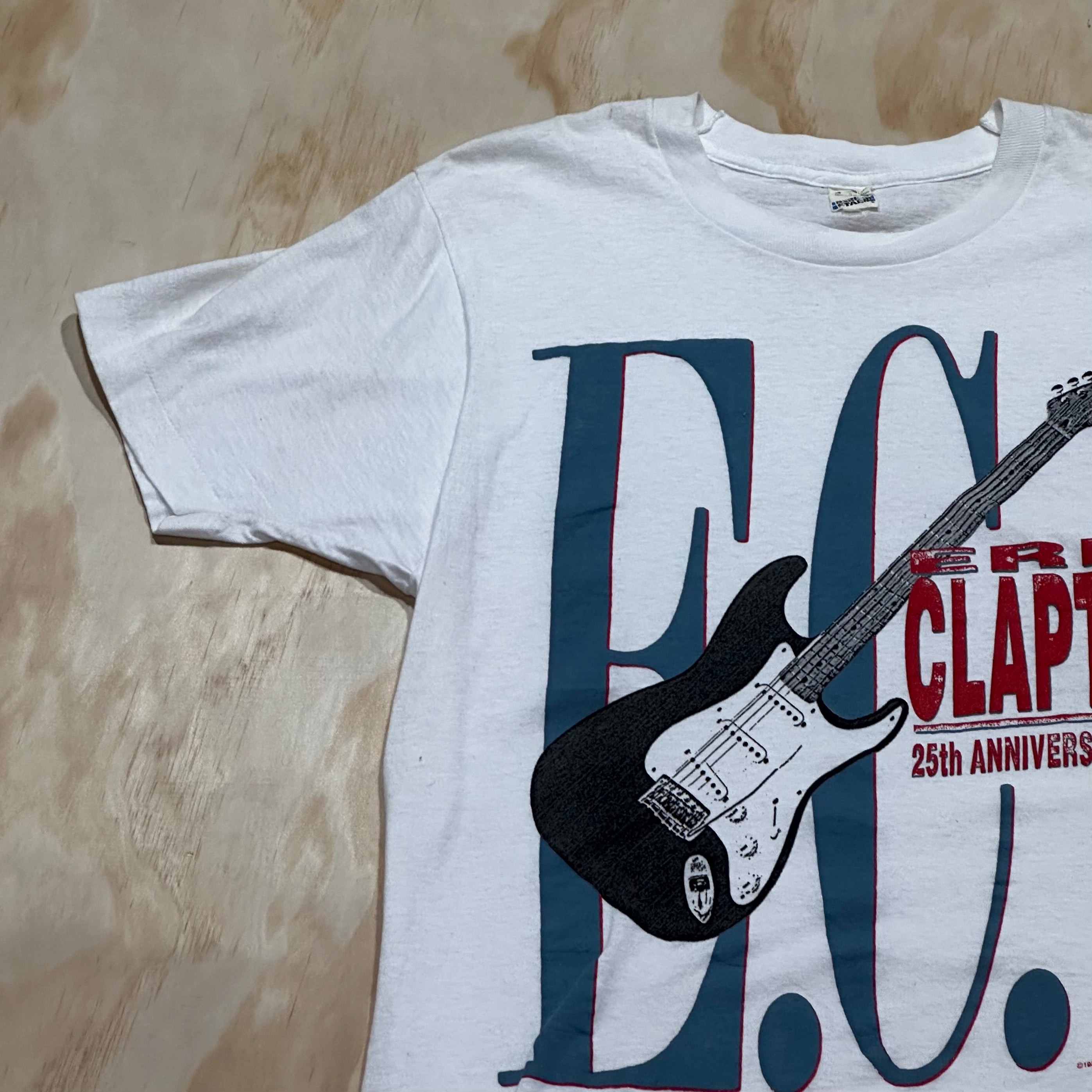 ミュージシャン ERIC CLAPTON 30th Anniversary T-shirt XL ミュージシャン ERIC CLAPTON 30th Anniversary T-shirt XL Eric