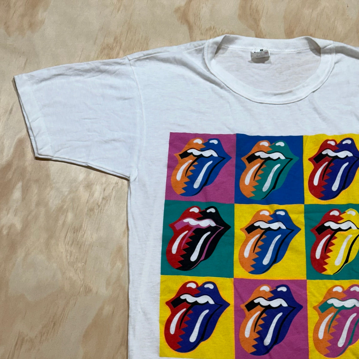 Vintage 1989 Rolling Stones Steel Wheels tour t-shirt