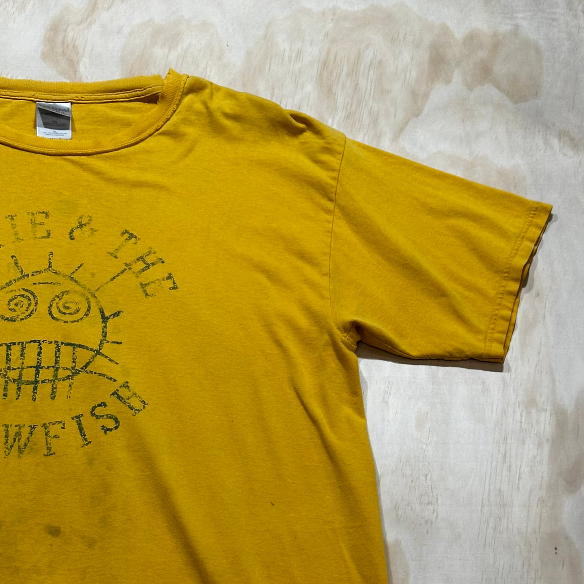 Vintage 1980s Hootie & The Blowfish Yellow Tshirt