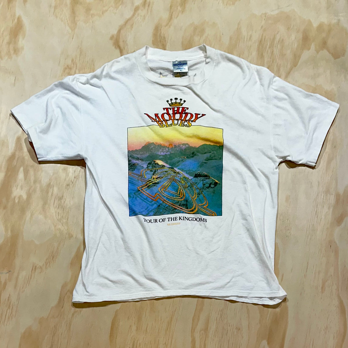 Vintage The Moody Blues 1991 Tour of the Kingdoms T-Shirt