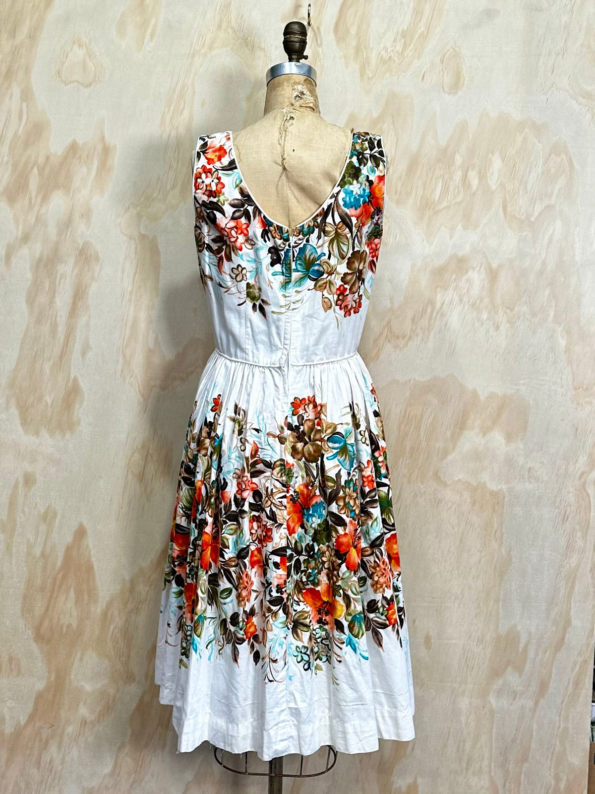 Vintage 50s Hawaiian Floral Dress • Vibrant Colours • Liberty House • Hawaiian made