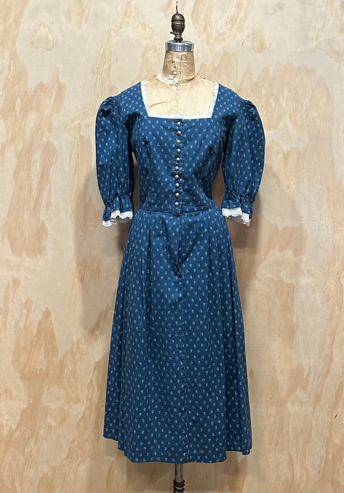 Vintage Dirndl Bavarian Dress • Puff Sleeve Blue Dress