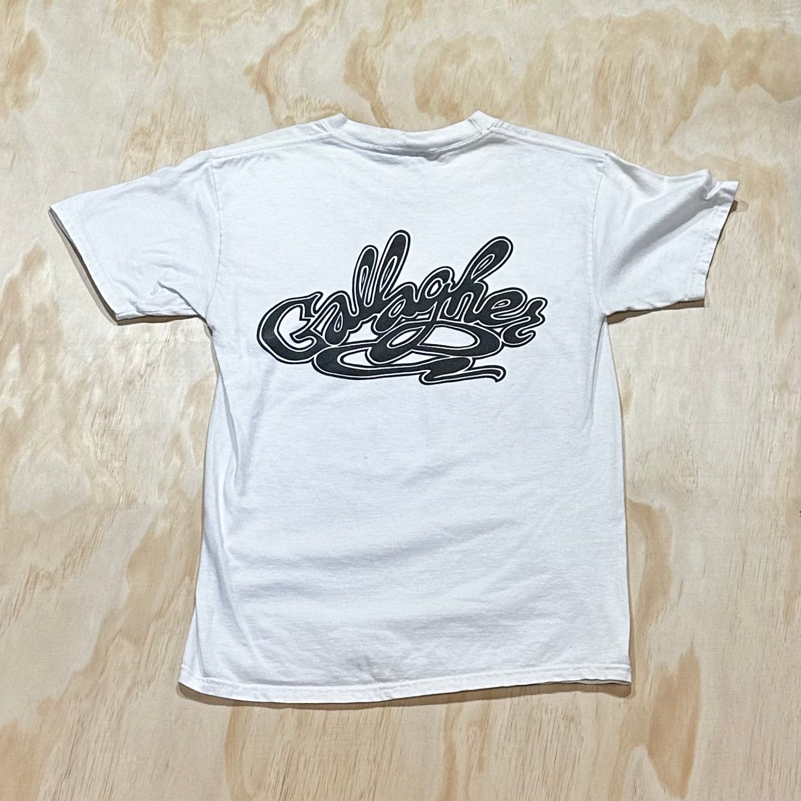 Vintage 90s Gallagher Comedian shirt Signed “to Sarah” – Mintage