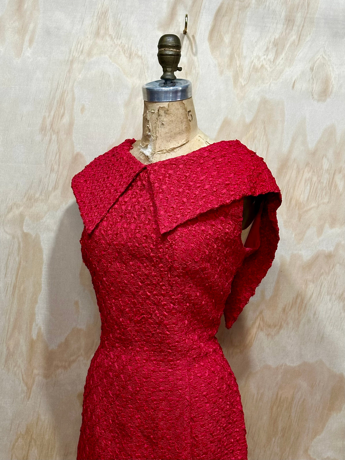 1950's Vintage ribbon + lace red wiggle dress