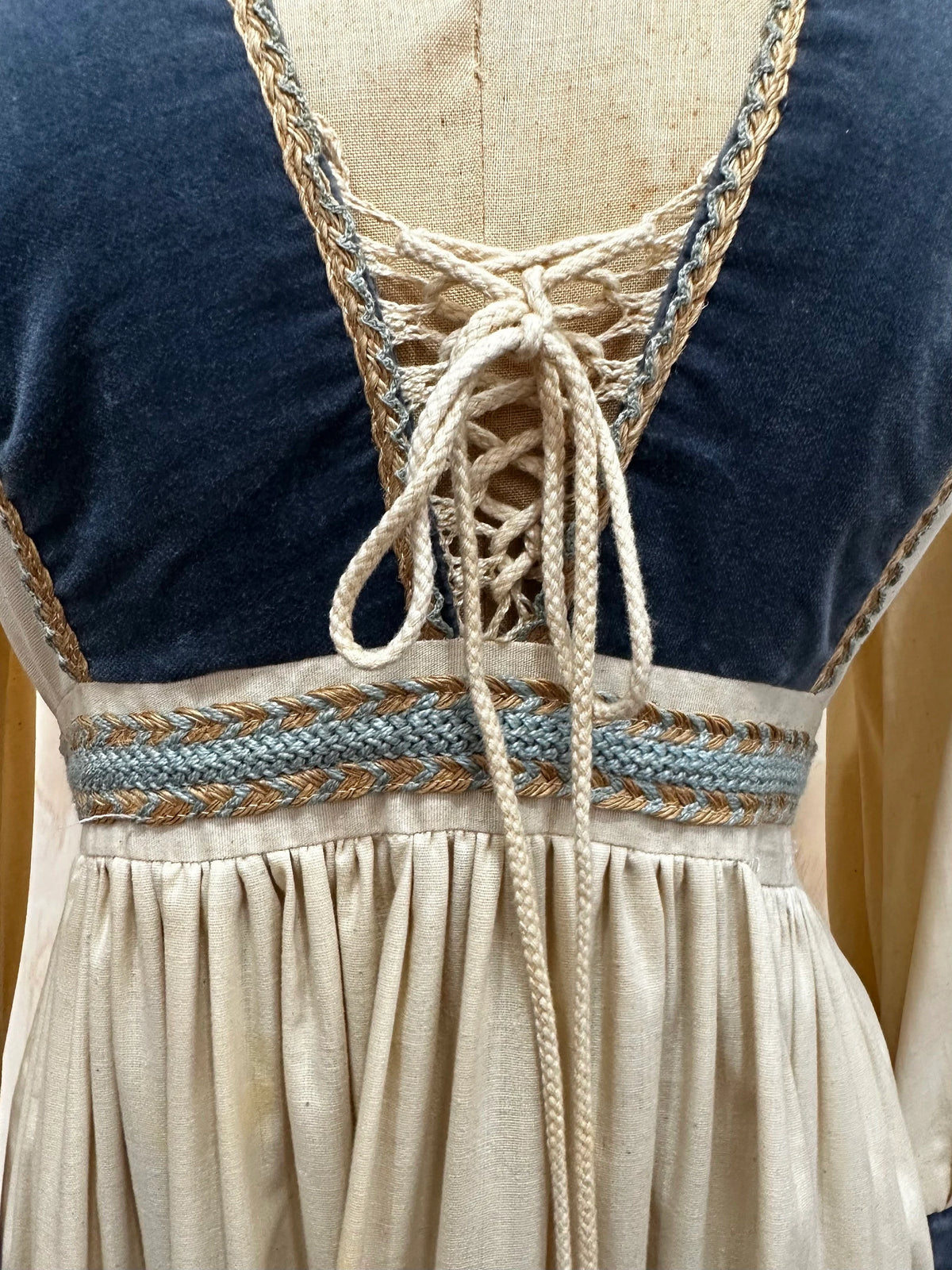 Vintage 70's Gunne Sax by Jessica • Austrian Dirndl Prairie Dress